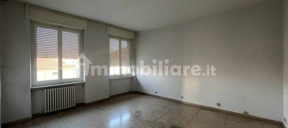 Apartamento T3 em Casale Monferrato, Italy N.º 90979 9