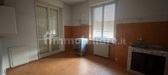 Apartamento T3 em Casale Monferrato, Italy N.º 90979 4