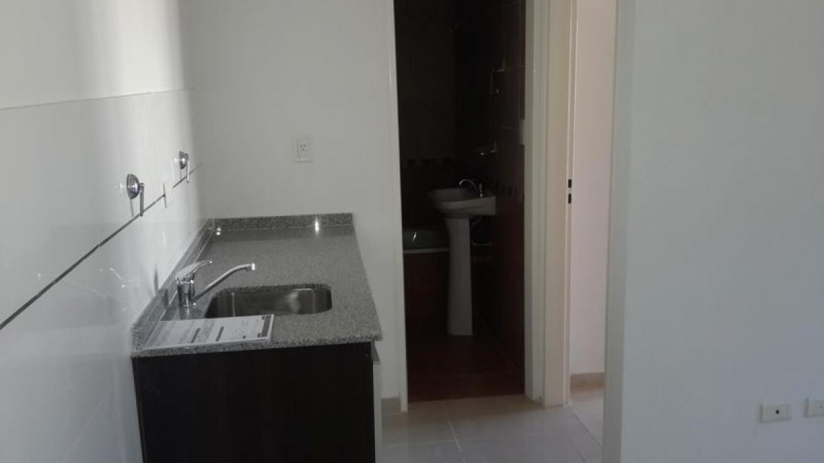 Estúdio em Bermudez, Argentina N.º 10708