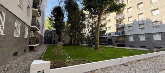 3 chambres Appartement à Milan, Italy No. 314176 9