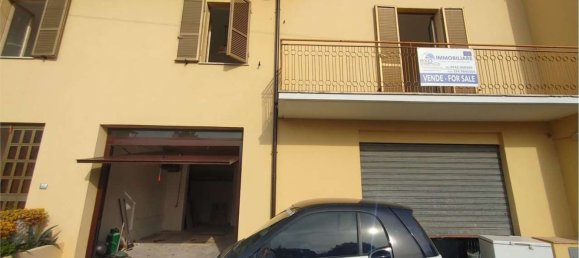 10-Zimmer Haus in Todi, Italy, Nr. 69810 3