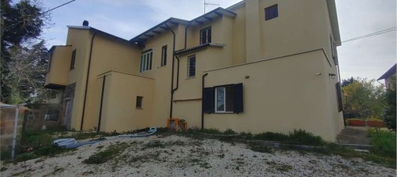 10-Zimmer Haus in Todi, Italy, Nr. 69810 40