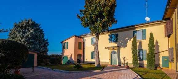 6غرفة منزل في Bologna, Italy رقم 101675 38