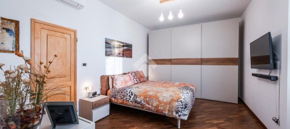 6غرفة منزل في Bologna, Italy رقم 101675 20