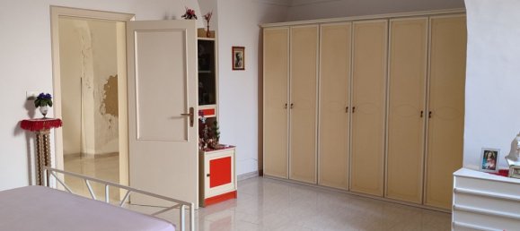 3غرفة منزل في Bari, Italy رقم 308185 11