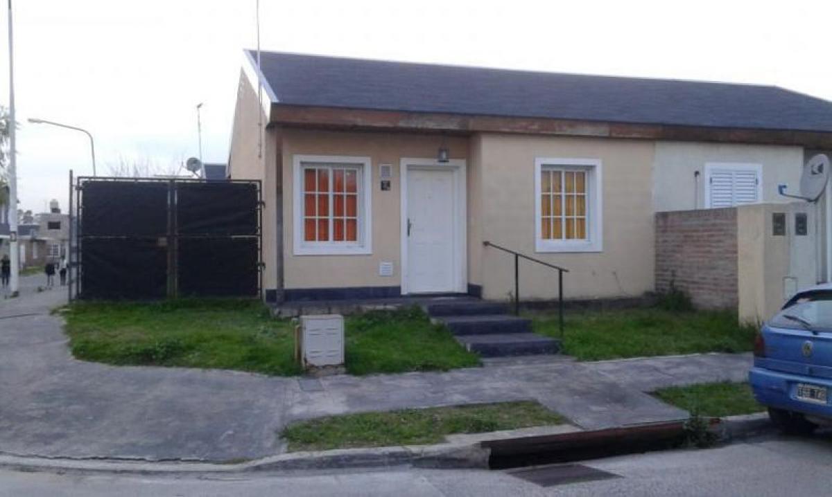 2 Schlafzimmer Haus in Tres de Febrero, Argentina, Nr. 60777