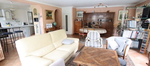 Casa de 4 dormitorios en Chartres, France No. 101766 3