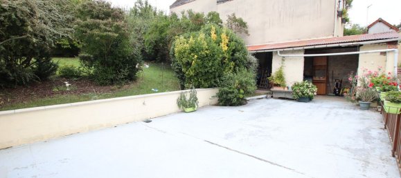 Casa de 4 dormitorios en Chartres, France No. 101766 12