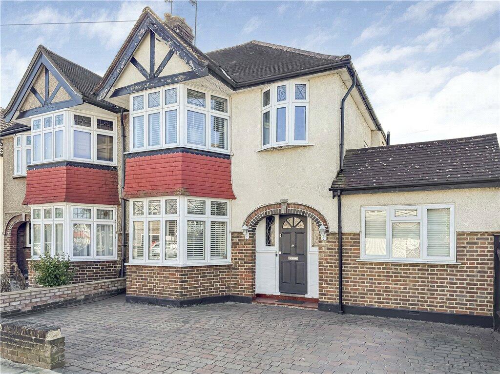 4 bedrooms House in Twickenham, United Kingdom No. 8536