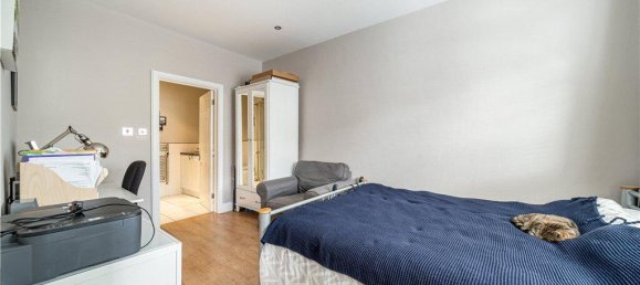 4 bedrooms House in Twickenham, United Kingdom No. 8536 9