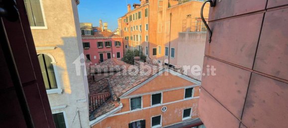 3 Schlafzimmer Wohnung in Venice, Italy, Nr. 66293 4