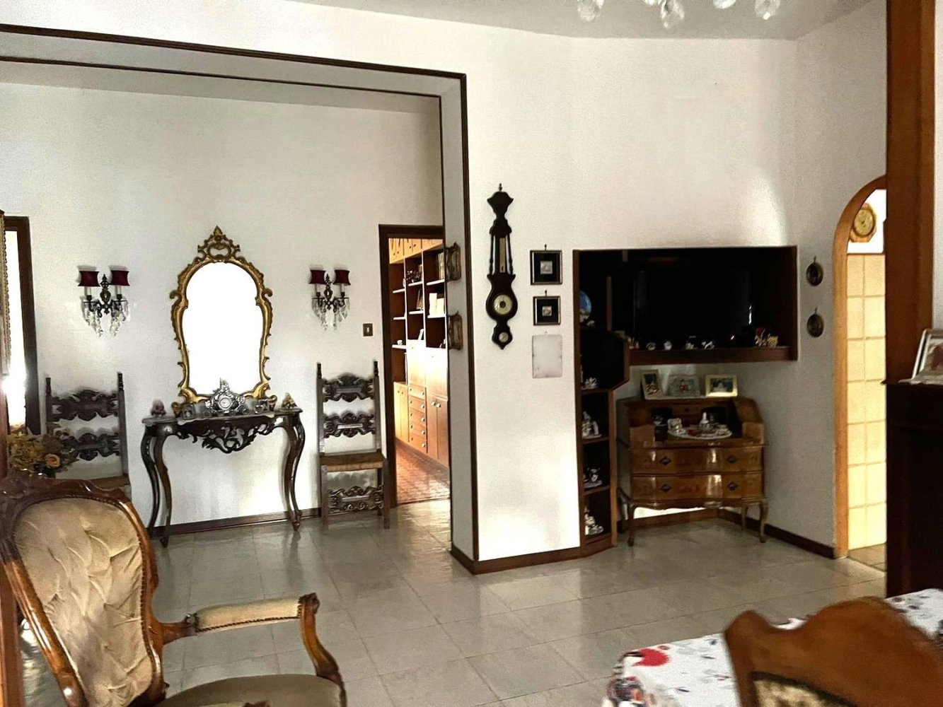 3 rooms Apartment in Rome, Italy No. 196856