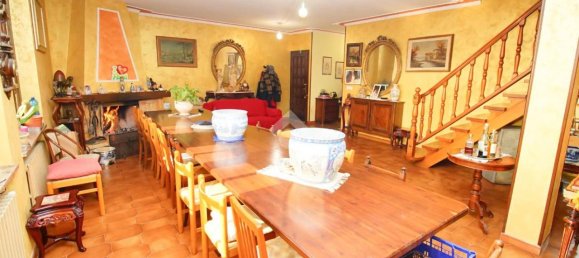 5 rooms Villa in Rivarolo Canavese, Italy No. 82195 9