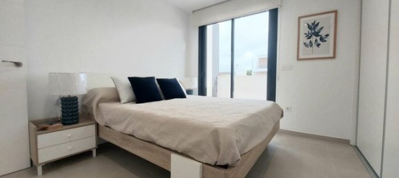 Villa T2 em Pilar de la Horadada, Spain N.º 8804 12