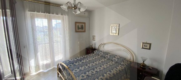 3 rooms Apartment in Modugno, Italy No. 29301 6