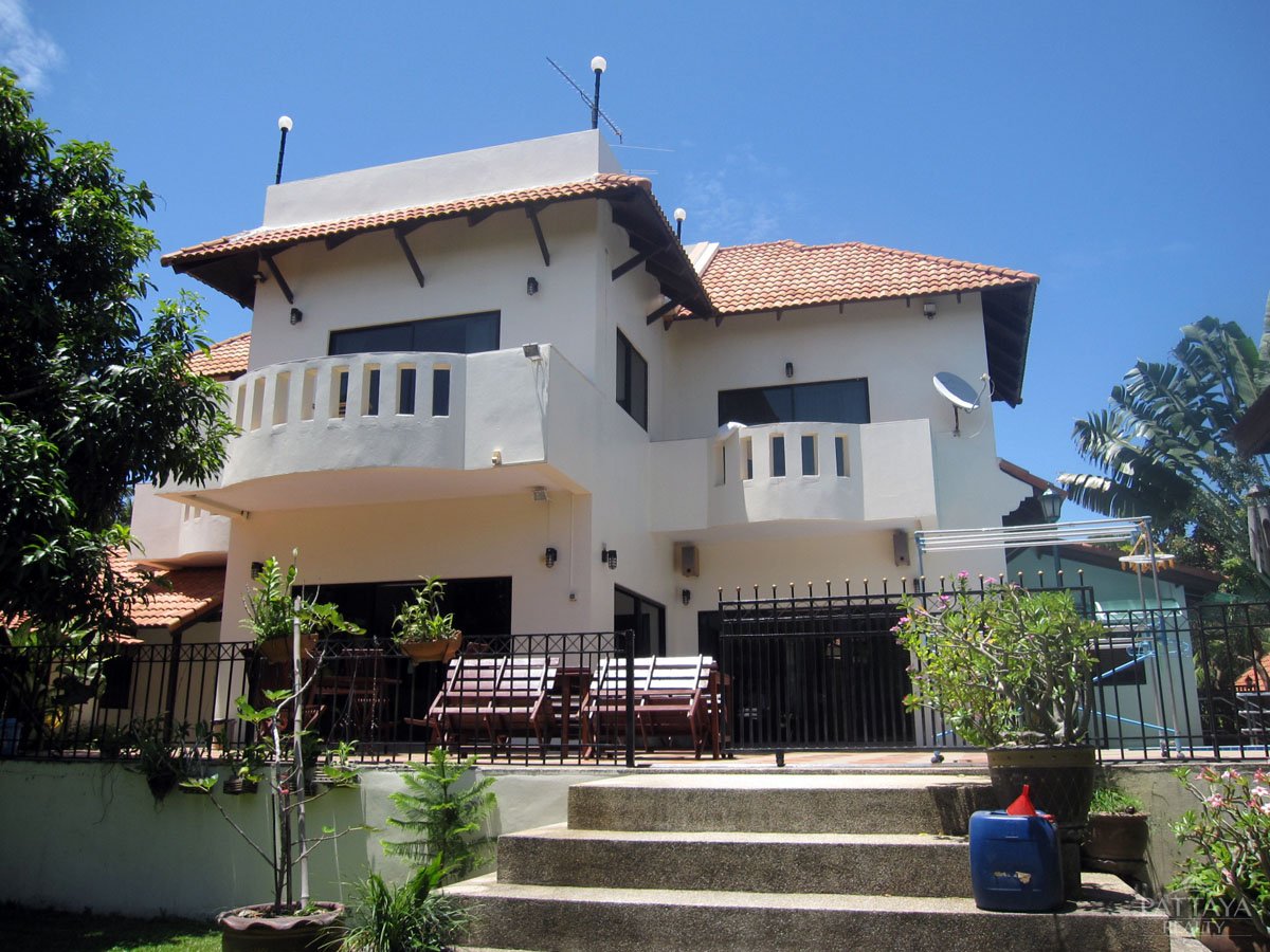 3 bedrooms Cafe / restaurant in Pattaya, Thailand No. 1299