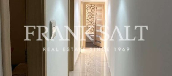 3 bedrooms Apartment in San Gwann, Malta No. 8579 11