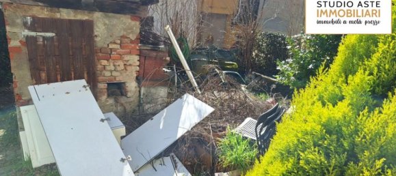 6 rooms House in Front, Italy No. 50468 16