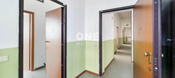 15غرفة بناية في Buccinasco, Italy رقم 76652 26