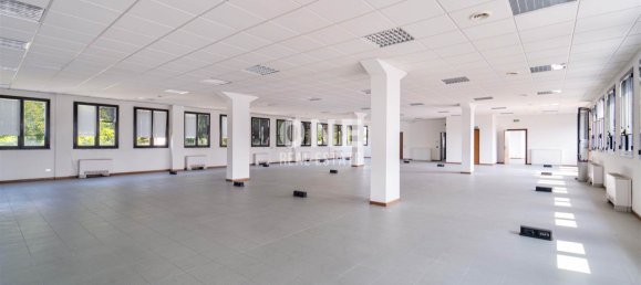 15غرفة بناية في Buccinasco, Italy رقم 76652 35