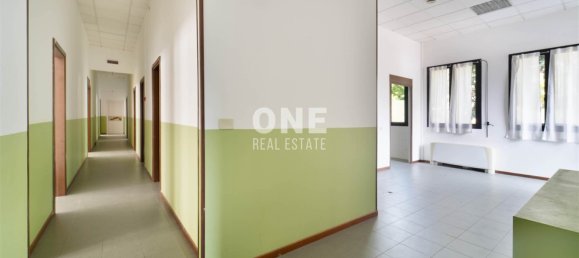 15غرفة بناية في Buccinasco, Italy رقم 76652 16