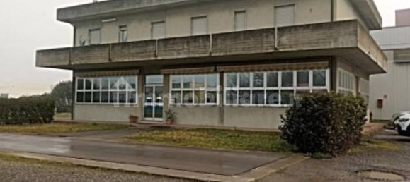 1غرفة مستودع في San Cipriano Po, Italy رقم 294978 10