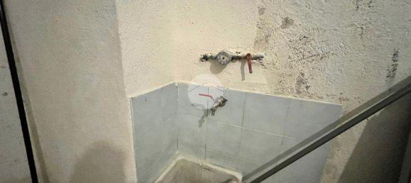 1-Zimmer Garage in Palermo, Italy, Nr. 232367 5