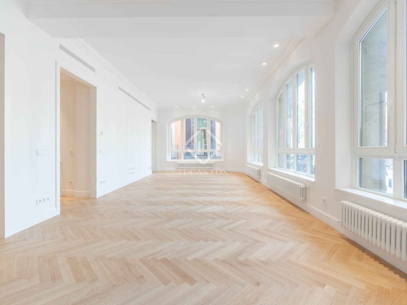 2 غرف نوم شقة في Ciutat Vella, Spain رقم 33969