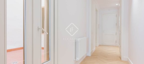 2 غرف نوم شقة في Ciutat Vella, Spain رقم 33969 28