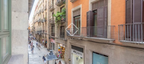 2 غرف نوم شقة في Ciutat Vella, Spain رقم 33969 47