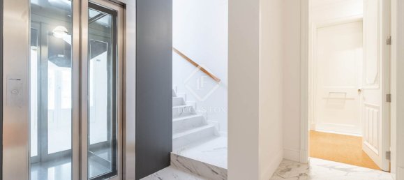 2 غرف نوم شقة في Ciutat Vella, Spain رقم 33969 46