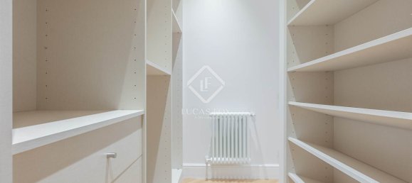 2 غرف نوم شقة في Ciutat Vella, Spain رقم 33969 25