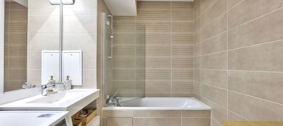 Квартира с 2 спальнями в Сен-Сен-Дени, Франция № 188386 10