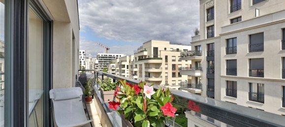 Квартира с 2 спальнями в Сен-Сен-Дени, Франция № 188386 7