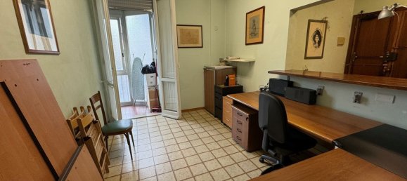 4-Zimmer Wohnung in Florence, Italy, Nr. 36462 7