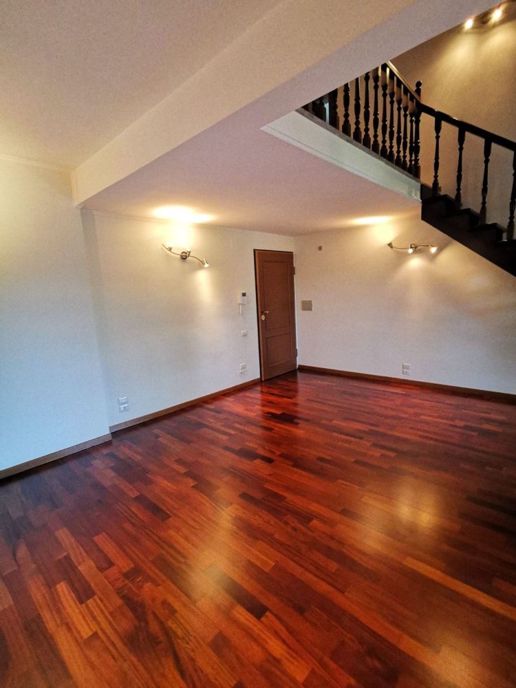 Ático de 4 dormitorios en Rome, Italy No. 335788