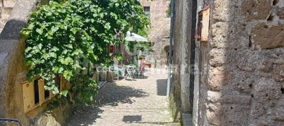 2 bedrooms Apartment in Calcata, Italy No. 287210 3