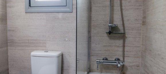 Вилла с 3 спальнями в Перволия, Кипр № 26106 11