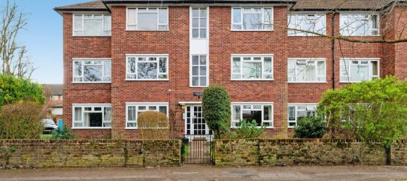 2 Schlafzimmer Wohnung in Surbiton, United Kingdom, Nr. 9962 9