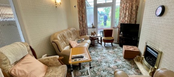 3 bedrooms House in Birmingham, United Kingdom No. 929 2