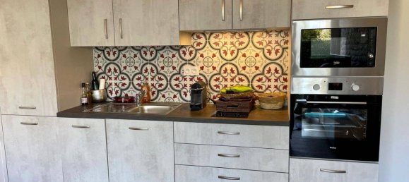 Studio à Nice, France No. 325813 2