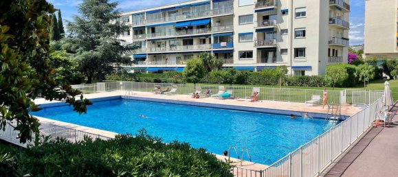 Studio à Nice, France No. 325813 6