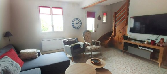 5 Schlafzimmer Haus in Creuzier-le-Vieux, France, Nr. 59037 2