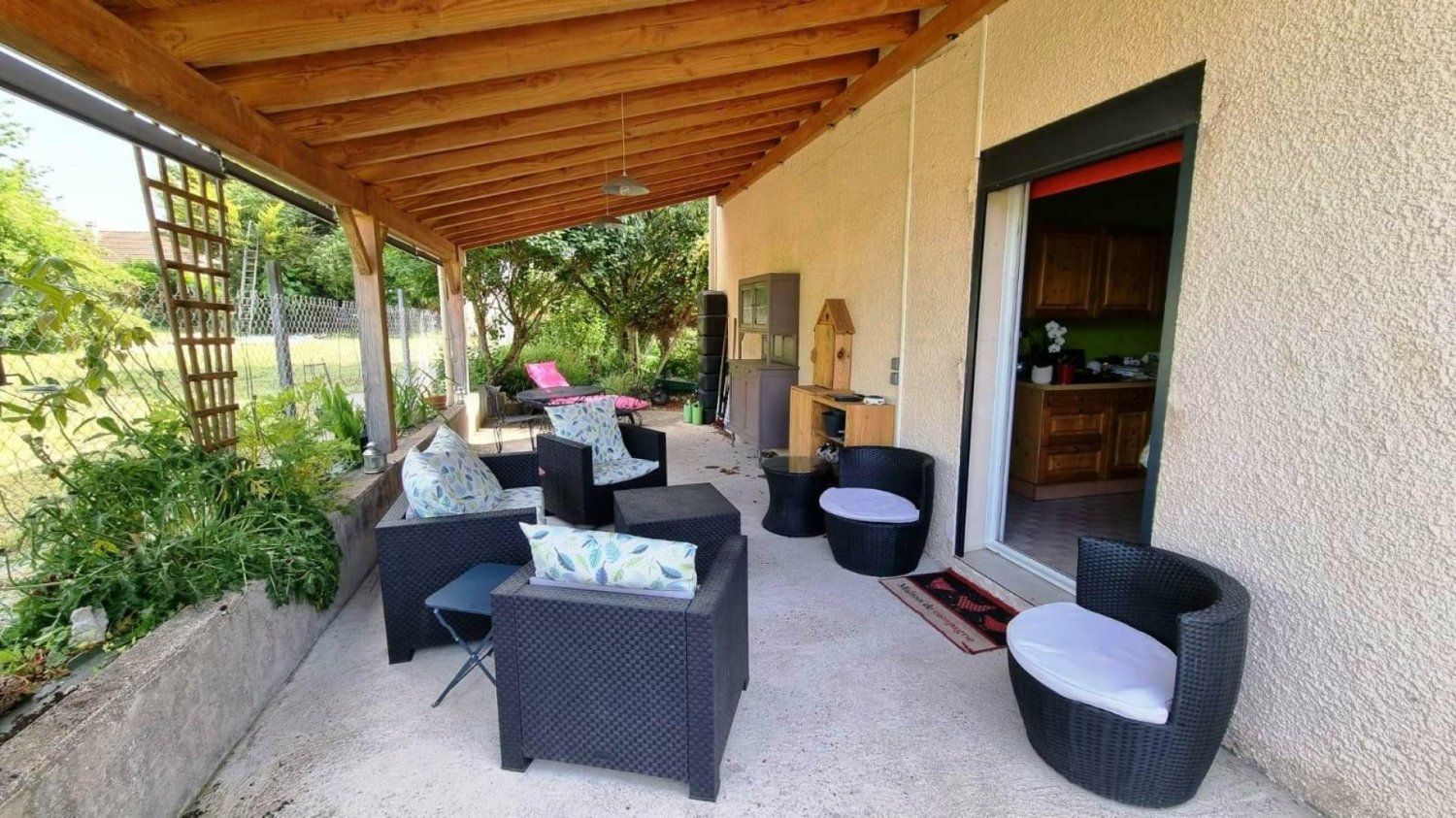 5 Schlafzimmer Haus in Creuzier-le-Vieux, France, Nr. 59037