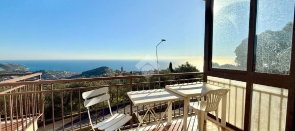 Casa de 3 habitaciónes en Costarainera, Italy No. 137403 31