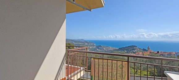 Casa de 3 habitaciónes en Costarainera, Italy No. 137403 21