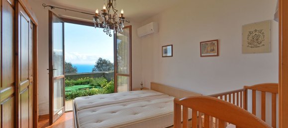 Casa de 3 habitaciónes en Costarainera, Italy No. 137403 5