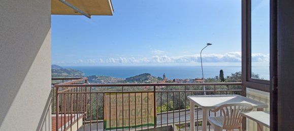 Casa de 3 habitaciónes en Costarainera, Italy No. 137403 7