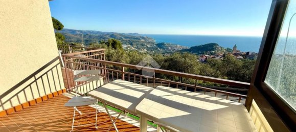 Casa de 3 habitaciónes en Costarainera, Italy No. 137403 37