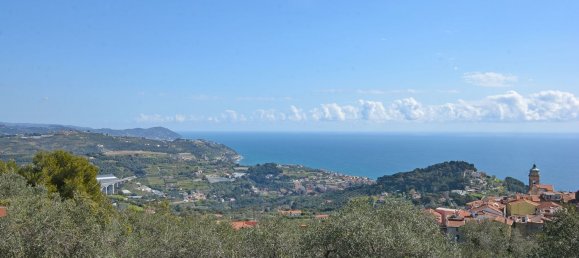 Casa de 3 habitaciónes en Costarainera, Italy No. 137403 2